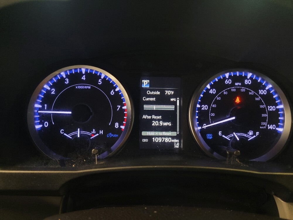 2019 Toyota Highlander in Lakeland, FL 33815 - 18121612 23