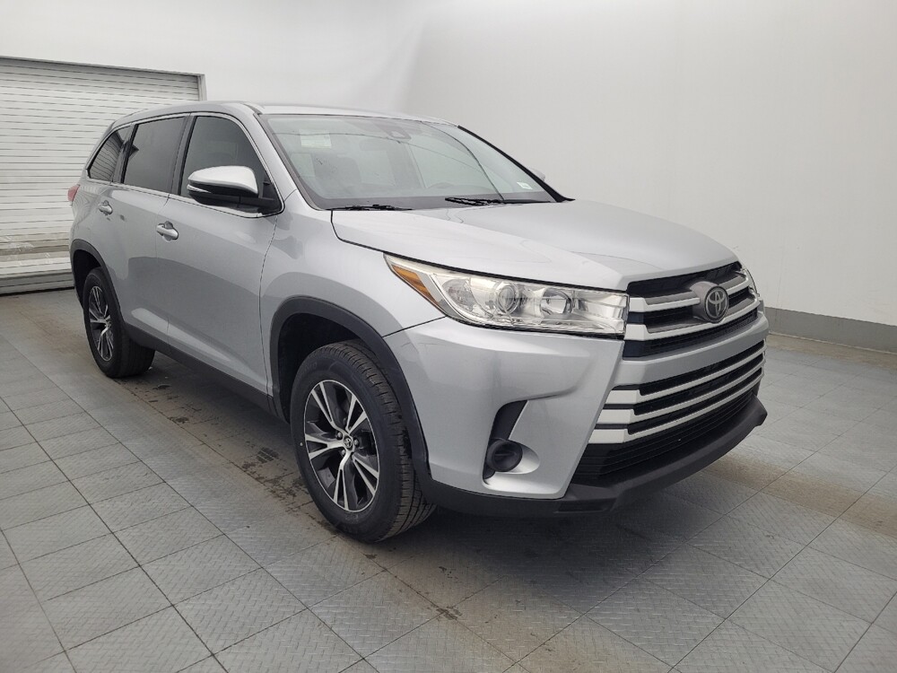2019 Toyota Highlander in Lakeland, FL 33815 - 18121612 13