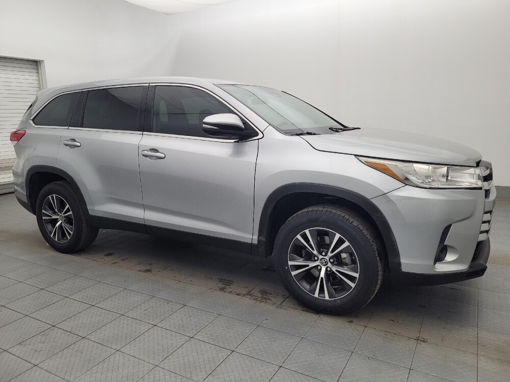 2019 Toyota Highlander in Lakeland, FL 33815 - 18121612 11