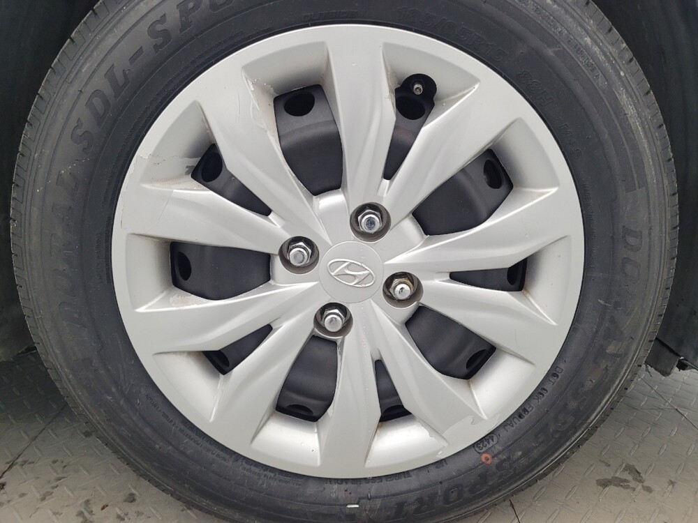 2020 Hyundai Accent in Lakeland, FL 33815 - 18121613 31