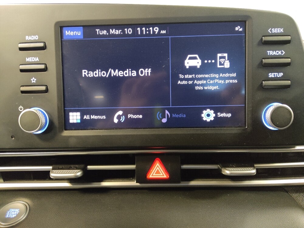 2023 Hyundai Elantra in Clearwater, FL 33764 - 18121614 25