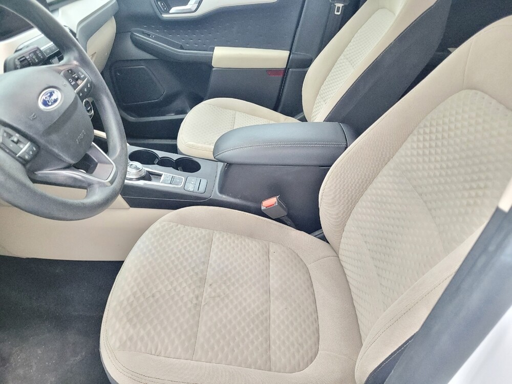 2020 Ford Escape in Lakeland, FL 33815 - 18121615 17