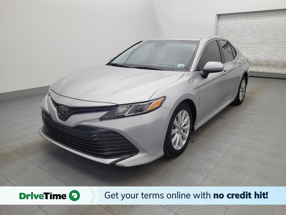 2018 Toyota Camry in Lakeland, FL 33815 - 18121616