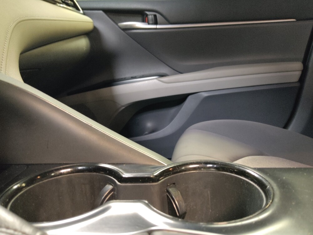 2018 Toyota Camry in Lakeland, FL 33815 - 18121616 26