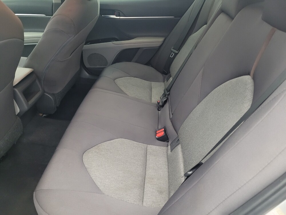 2018 Toyota Camry in Lakeland, FL 33815 - 18121616 18