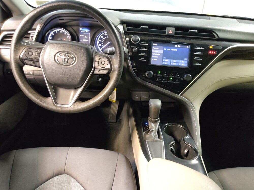 2018 Toyota Camry in Lakeland, FL 33815 - 18121616 22