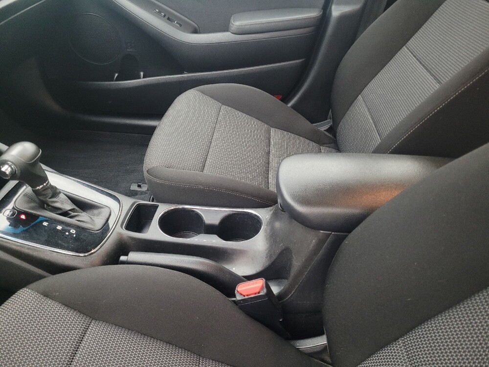 2018 Kia Forte in Lakeland, FL 33815 - 18121617 26