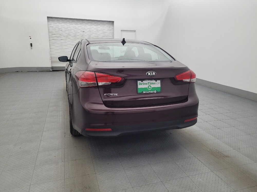 2018 Kia Forte in Lakeland, FL 33815 - 18121617 6