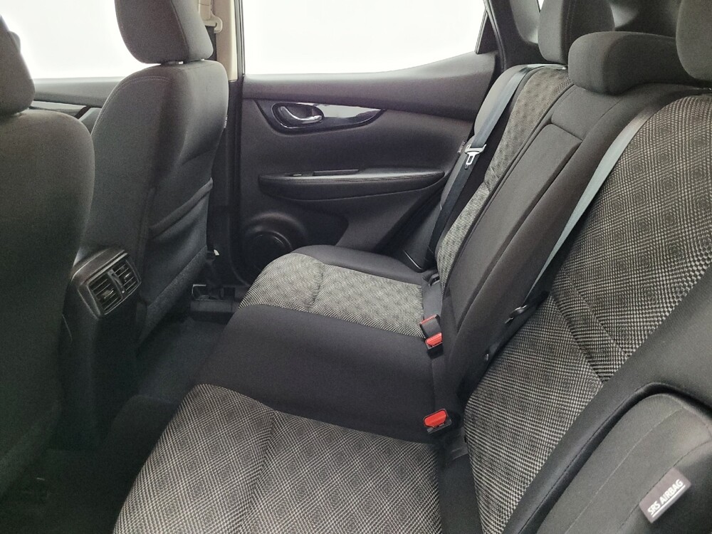 2021 Nissan Rogue Sport in Las Vegas, NV 89102 - 18121620 18