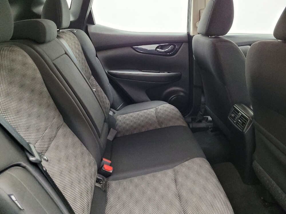 2021 Nissan Rogue Sport in Las Vegas, NV 89102 - 18121620 19