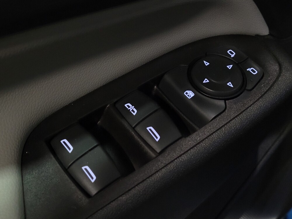 2021 Chevrolet Equinox in Woodbridge, VA 22191 - 18121622 27