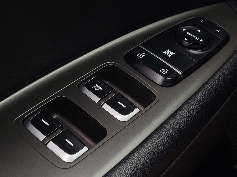 2020 Kia Optima in Orlando, FL 32808 - 18121623 27