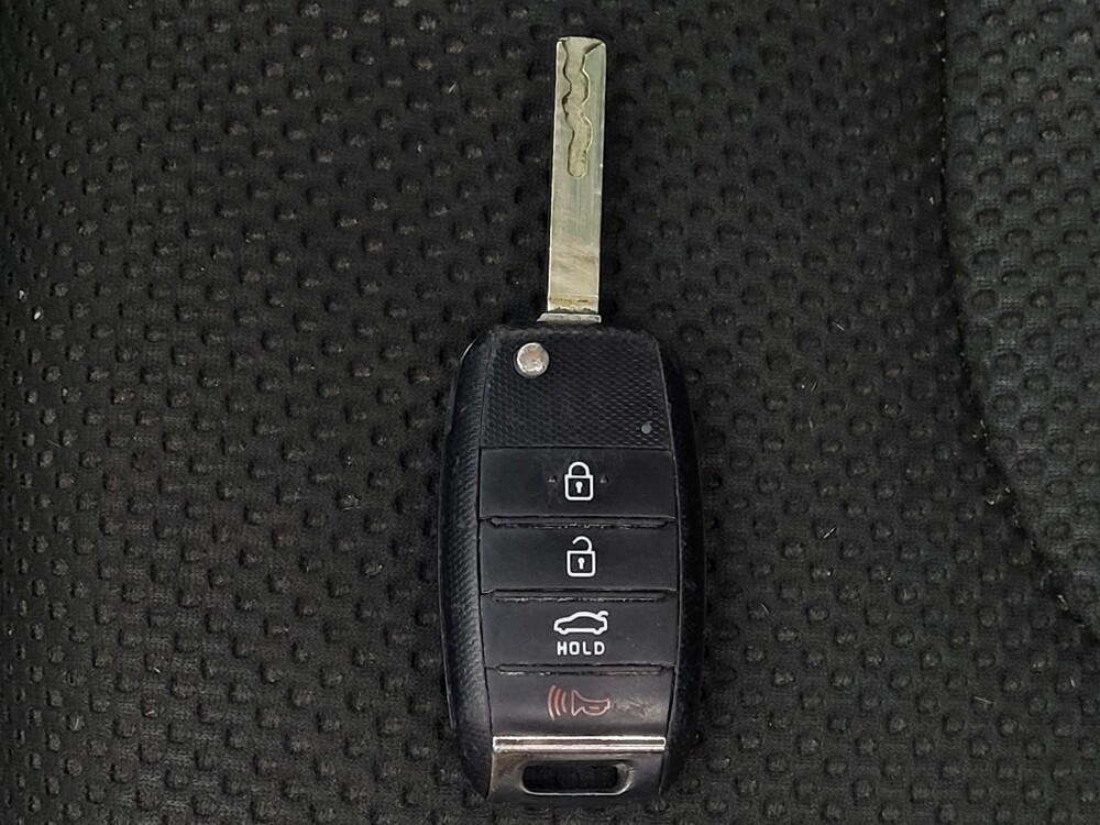 2020 Kia Optima in Orlando, FL 32808 - 18121623 32