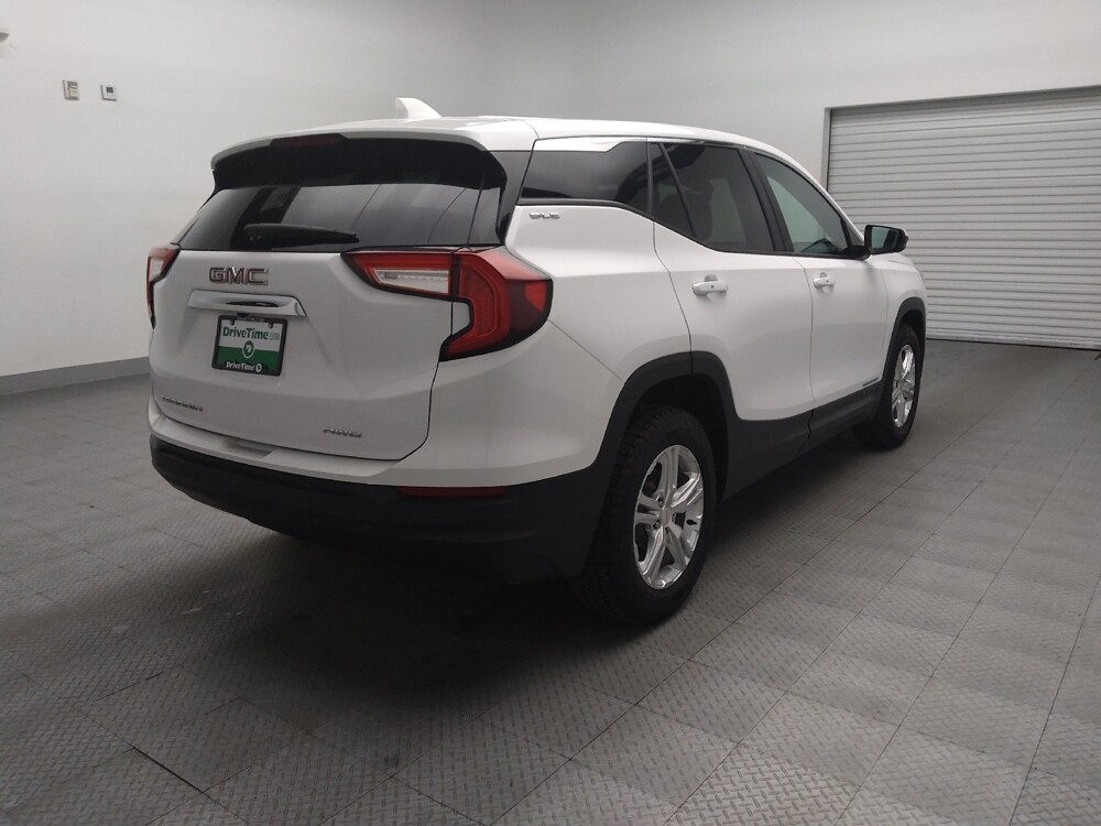 2024 GMC Terrain in Lubbock, TX 79424 - 18121624 9