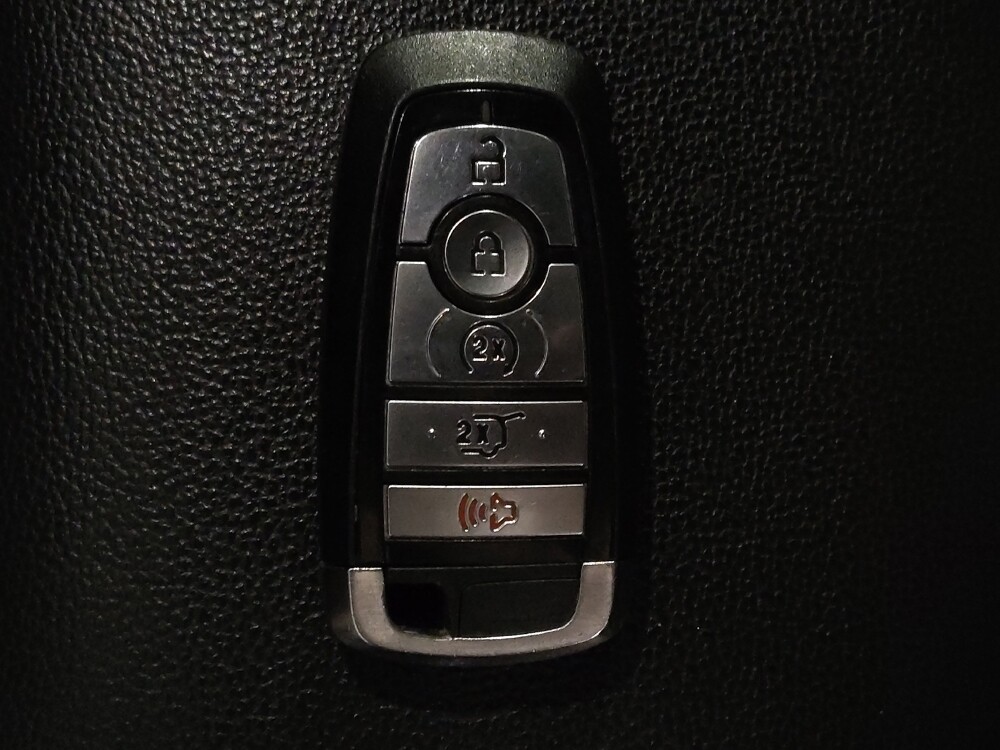 2020 Ford Explorer in Hialeah, FL 33014 - 18121627 32