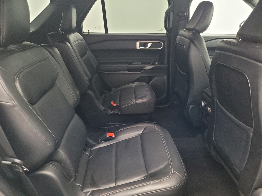 2020 Ford Explorer in Hialeah, FL 33014 - 18121627 19