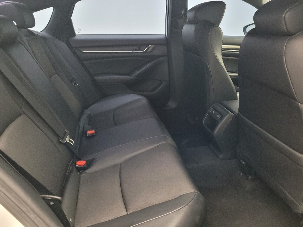 2021 Honda Accord in Hialeah, FL 33014 - 18121628 19