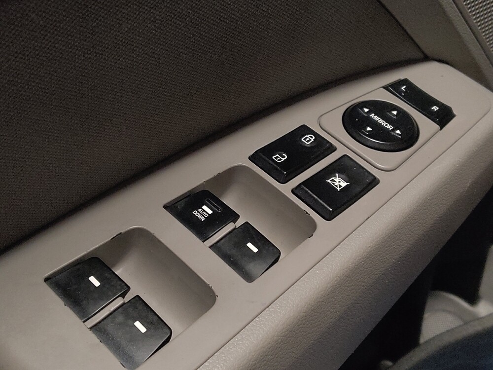 2020 Hyundai Elantra in Knoxville, TN 37923 - 18121634 27