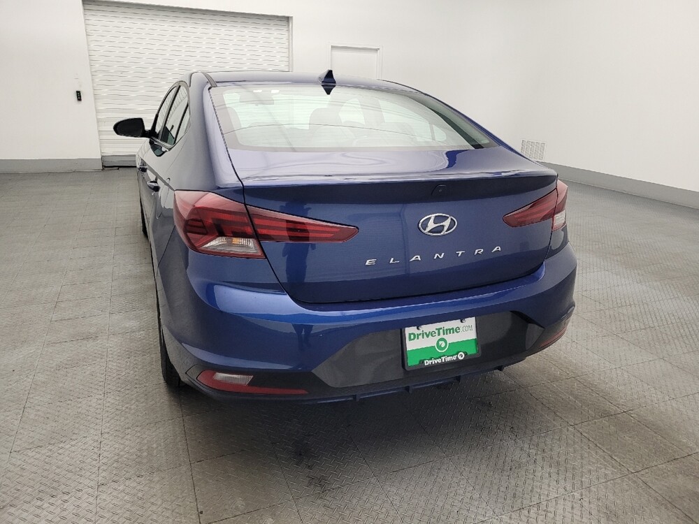 2020 Hyundai Elantra in Knoxville, TN 37923 - 18121634 6