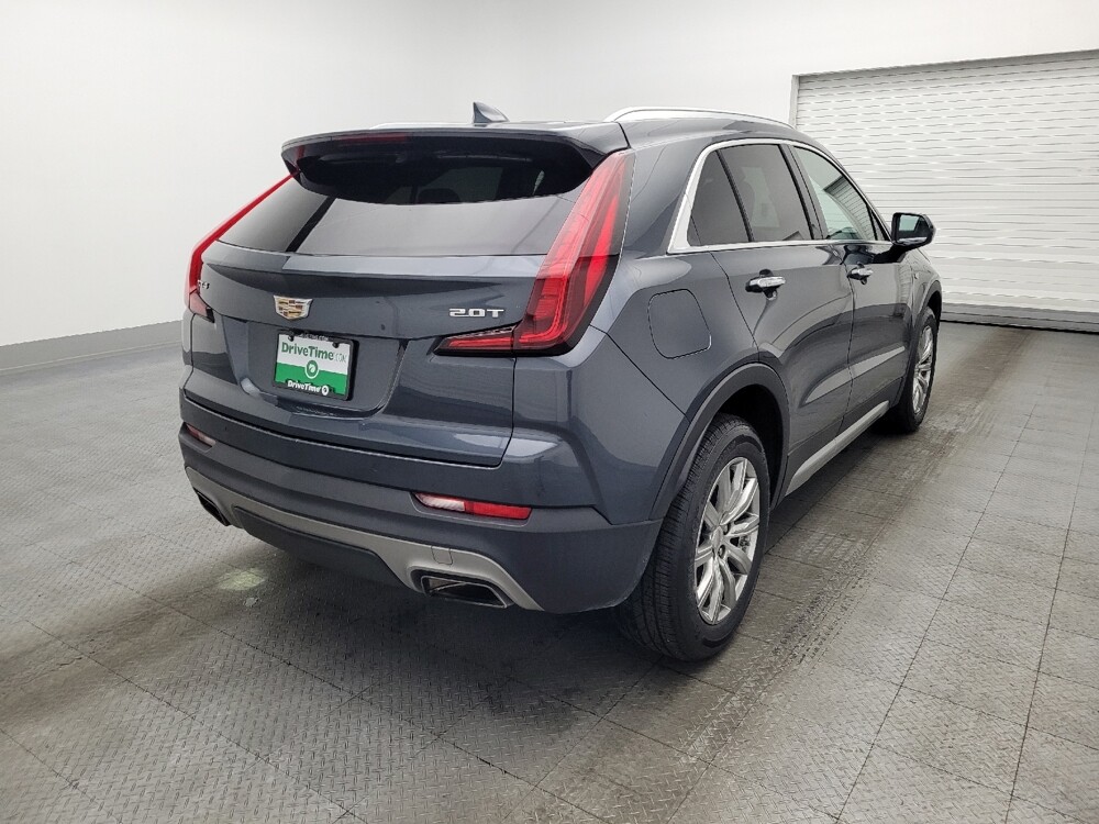 2019 Cadillac XT4 in Hialeah, FL 33014 - 18121635 9
