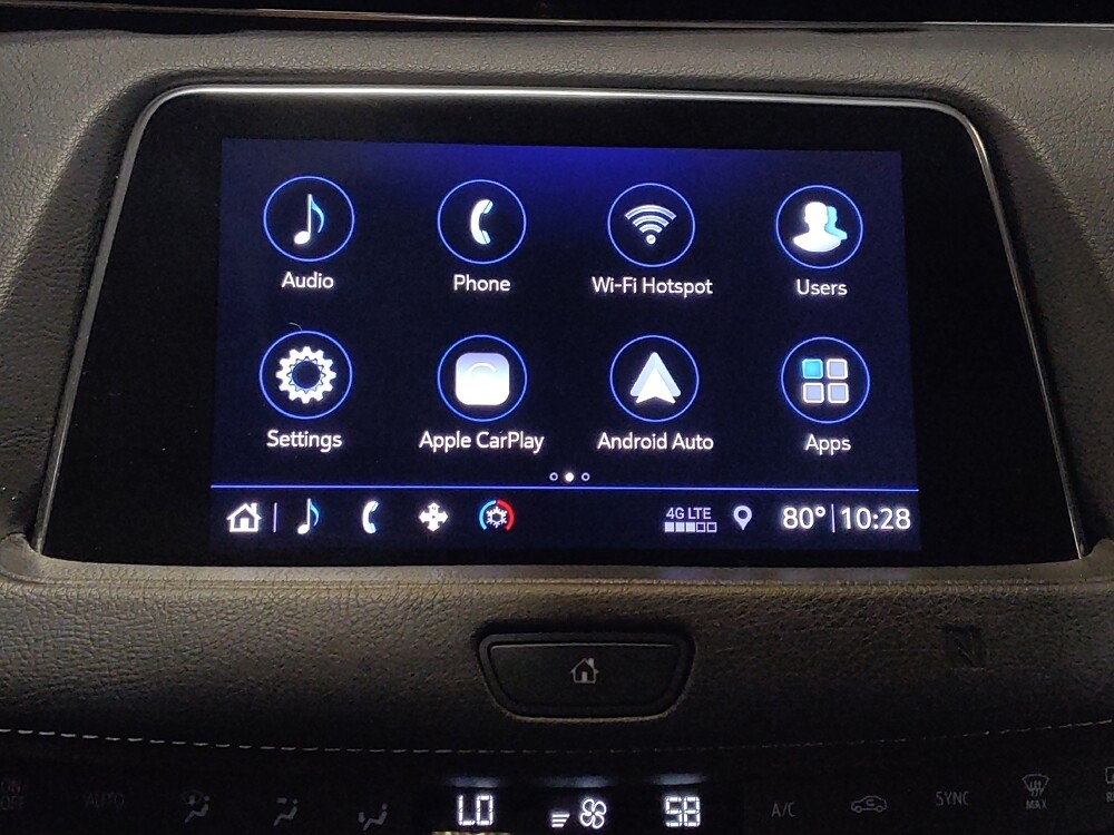 2019 Cadillac XT4 in Hialeah, FL 33014 - 18121635 25