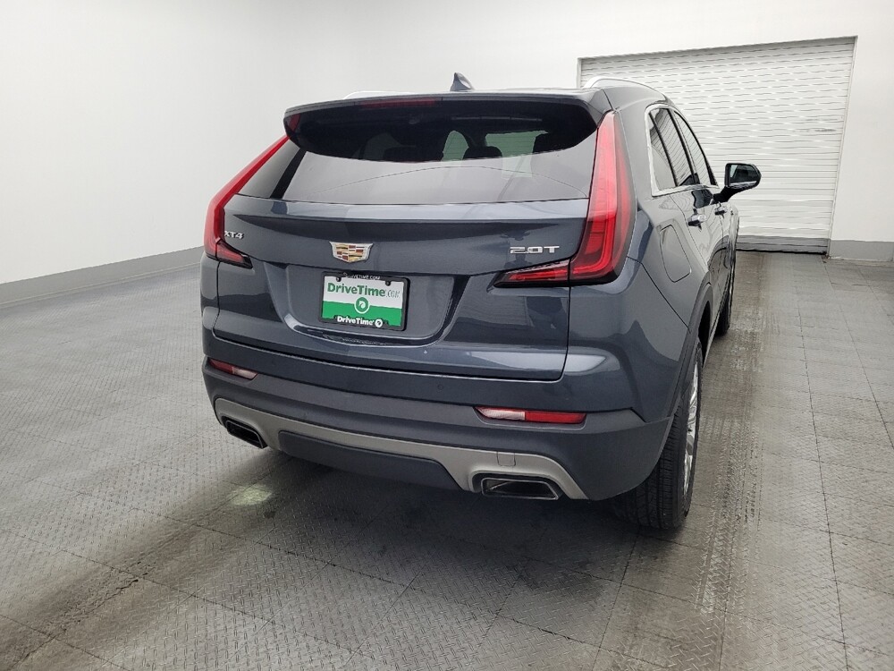 2019 Cadillac XT4 in Hialeah, FL 33014 - 18121635 7