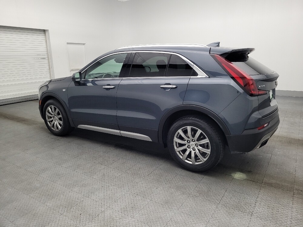 2019 Cadillac XT4 in Hialeah, FL 33014 - 18121635 3