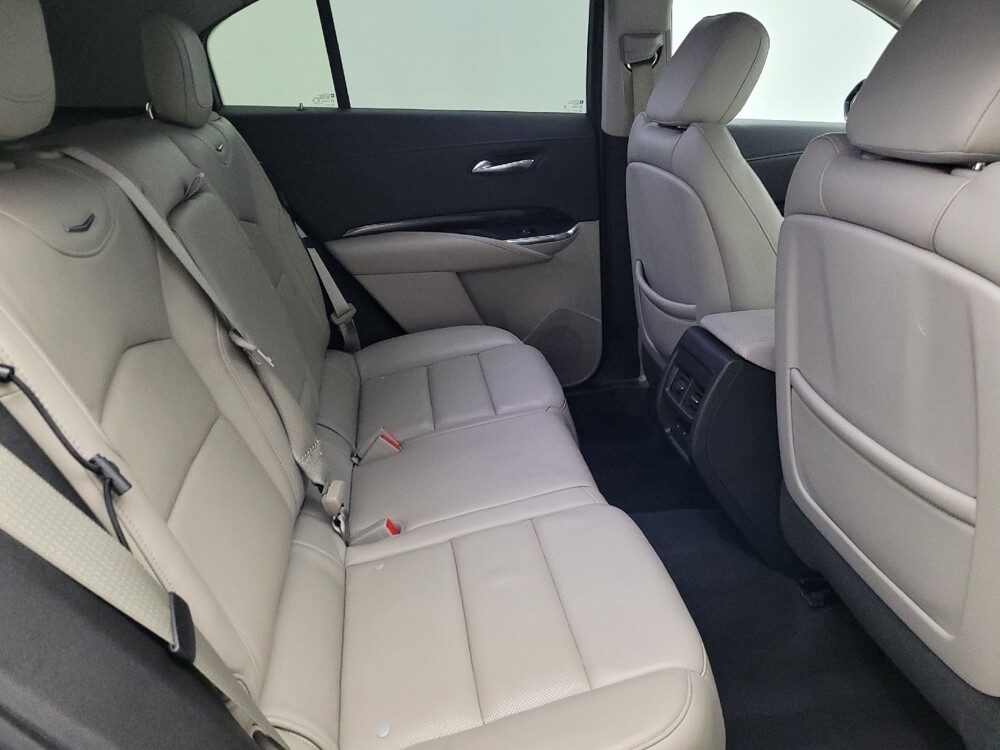 2019 Cadillac XT4 in Hialeah, FL 33014 - 18121635 19