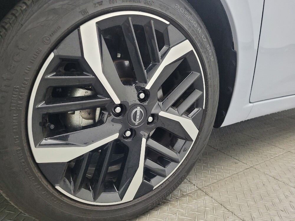 2025 Nissan Versa in Lauderdale Lakes, FL 33313 - 18121637 31