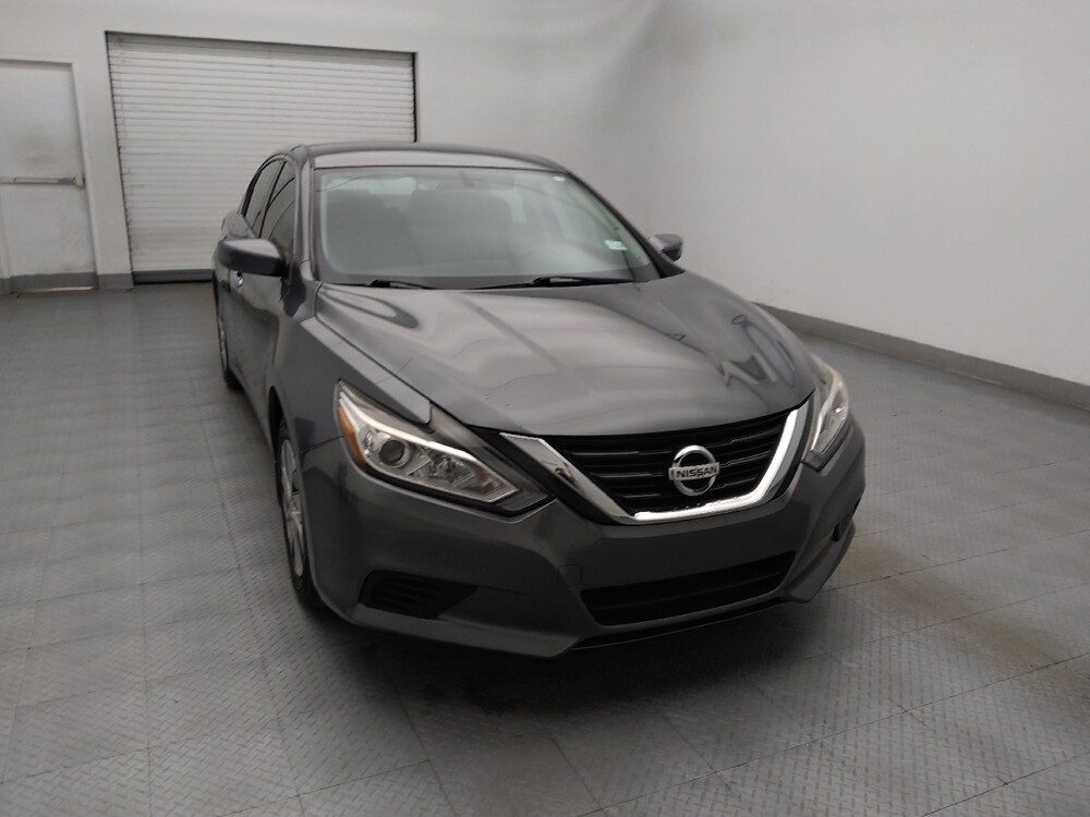 2018 Nissan Altima in Greenville, SC 29607 - 18121648 14
