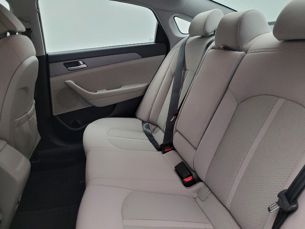 2017 Hyundai Sonata in Tucson, AZ 85705 - 18121655 18