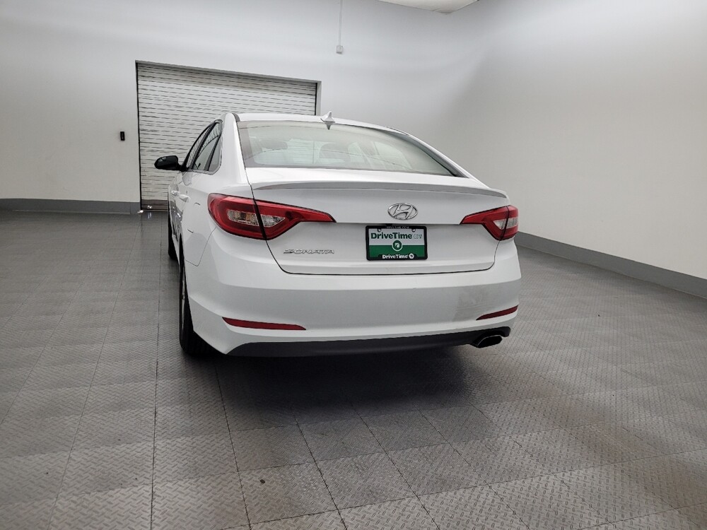 2017 Hyundai Sonata in Tucson, AZ 85705 - 18121655 6