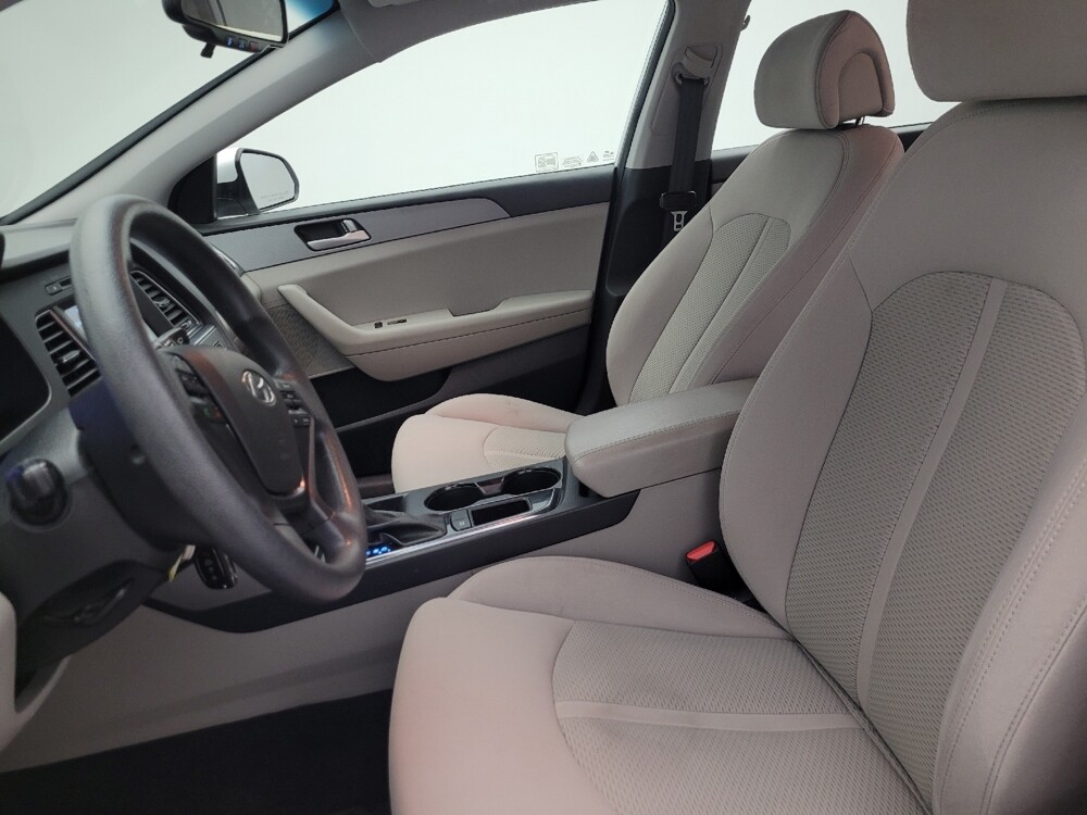 2017 Hyundai Sonata in Tucson, AZ 85705 - 18121655 17