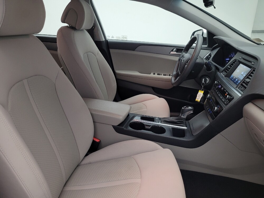 2017 Hyundai Sonata in Tucson, AZ 85705 - 18121655 21