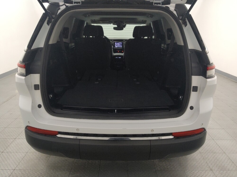 2023 Jeep Grand Cherokee L in Live Oak, TX 78233 - 18121676 29