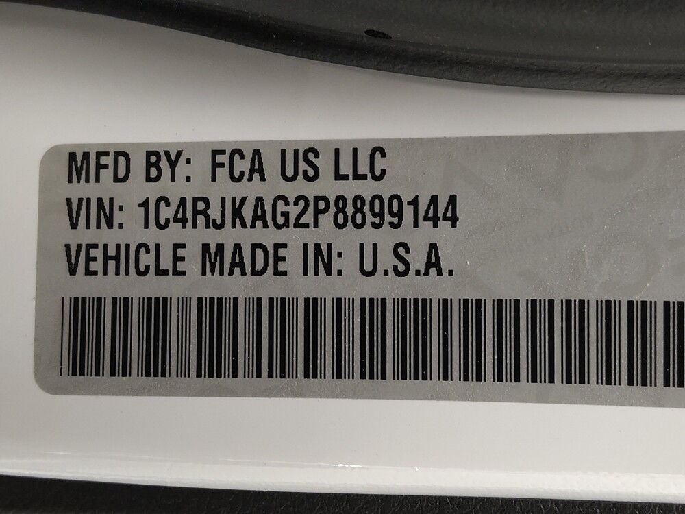 2023 Jeep Grand Cherokee L in Live Oak, TX 78233 - 18121676 33