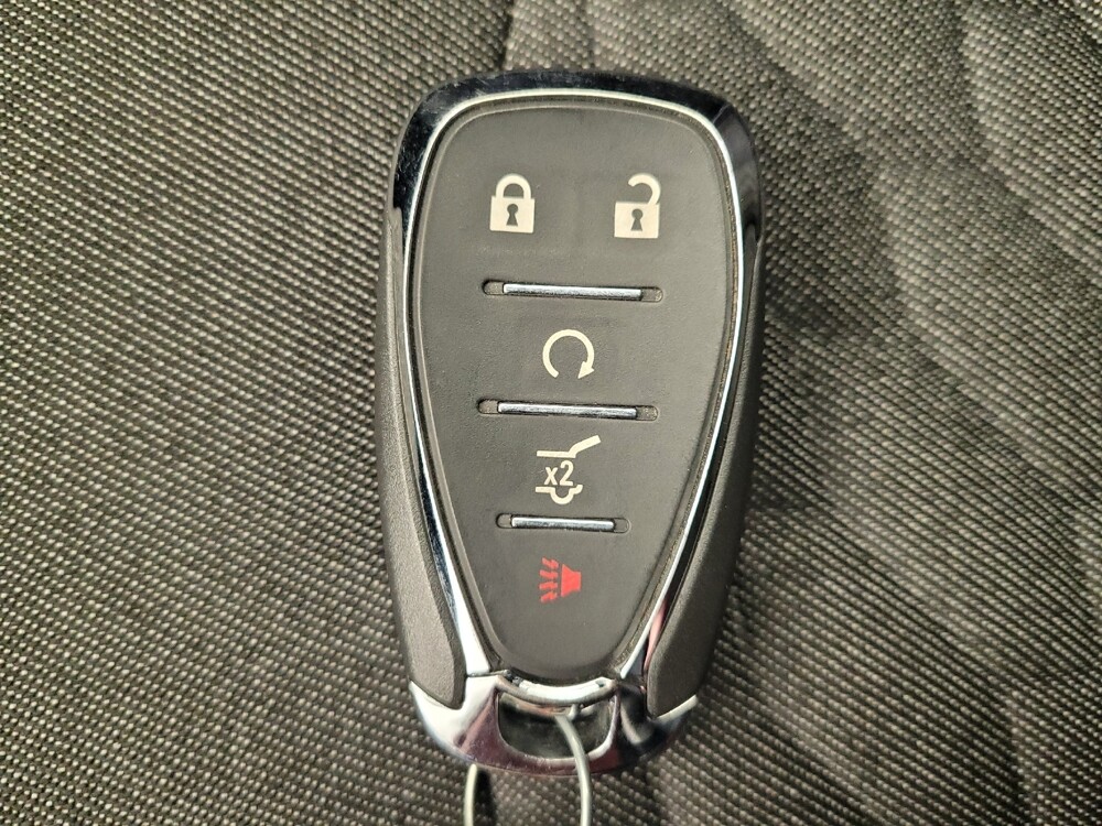 2019 Chevrolet Equinox in Toledo, OH 43617 - 18121678 32