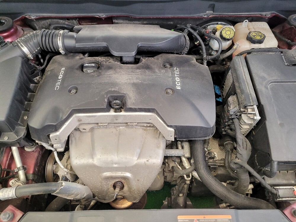 2016 Chevrolet Malibu in Fairfield, OH 45014 - 18121682 30