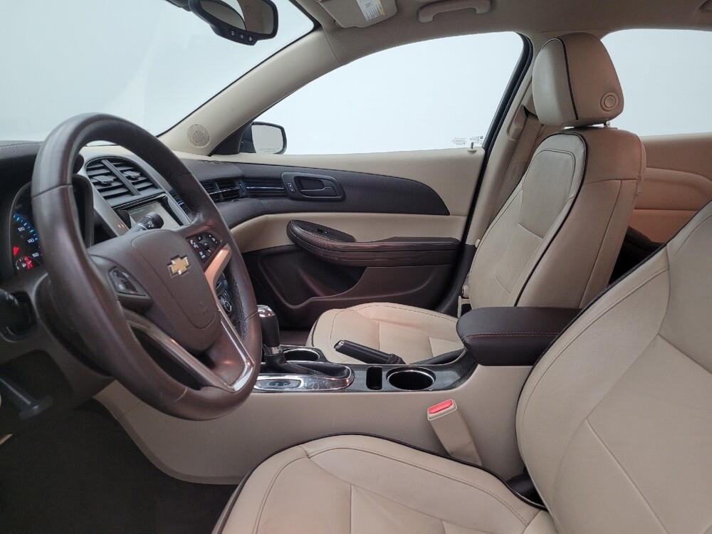 2016 Chevrolet Malibu in Fairfield, OH 45014 - 18121682 17