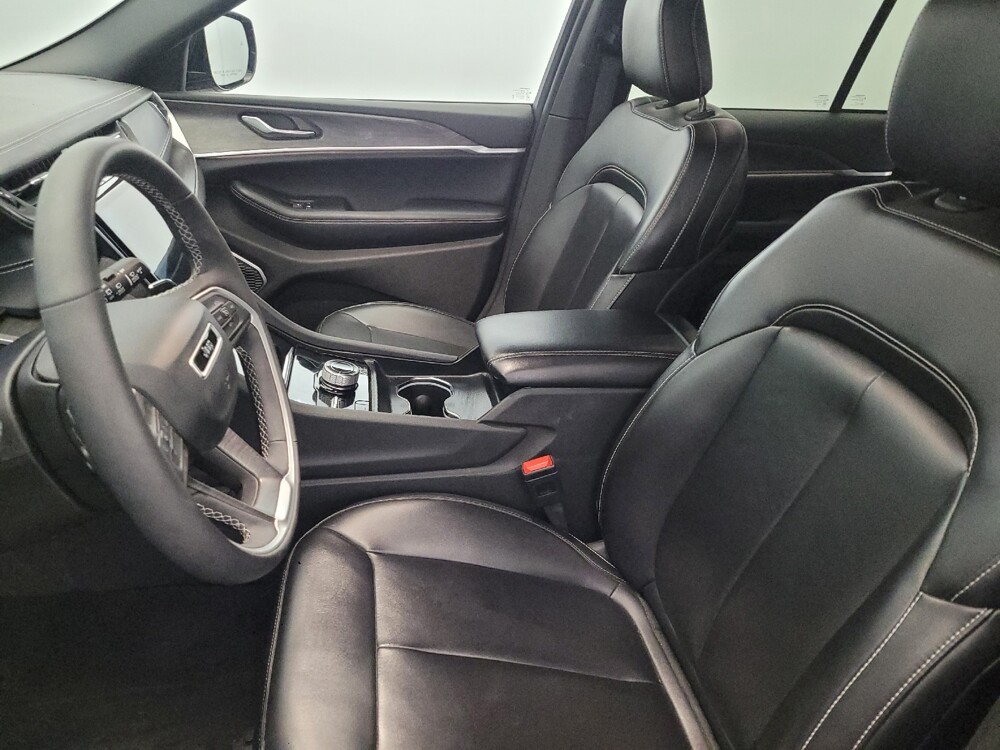 2024 Jeep Grand Cherokee in Temple Hills, MD 20746 - 18121687 17