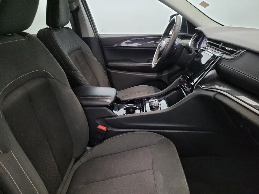 2023 Jeep Grand Cherokee in Temple Hills, MD 20746 - 18121688 21