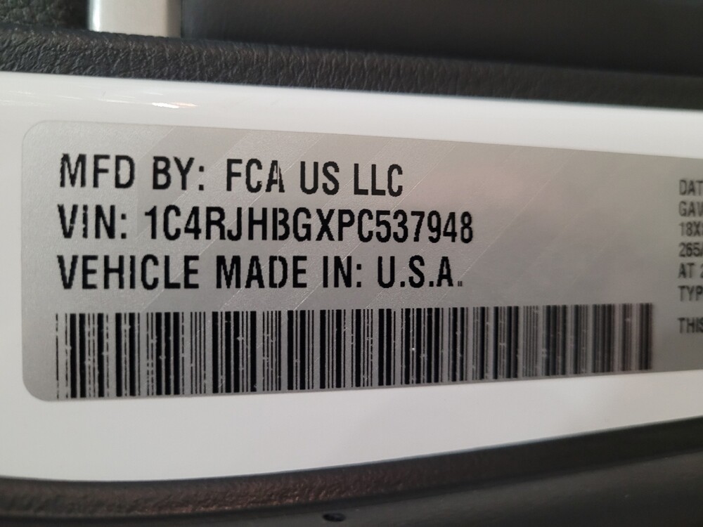 2023 Jeep Grand Cherokee in Temple Hills, MD 20746 - 18121693 33