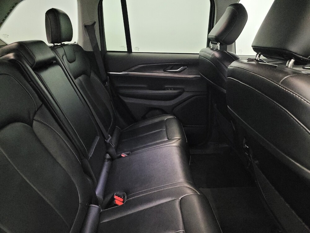 2023 Jeep Grand Cherokee in Temple Hills, MD 20746 - 18121693 19