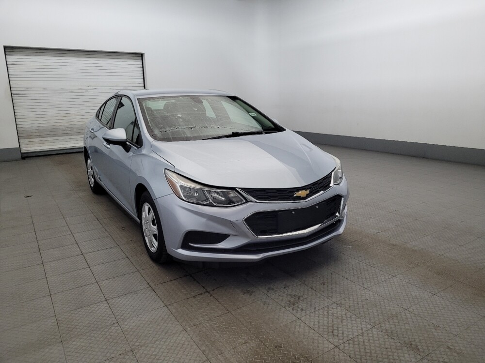 2018 Chevrolet Cruze in Richmond, VA 23235 - 18121697 14