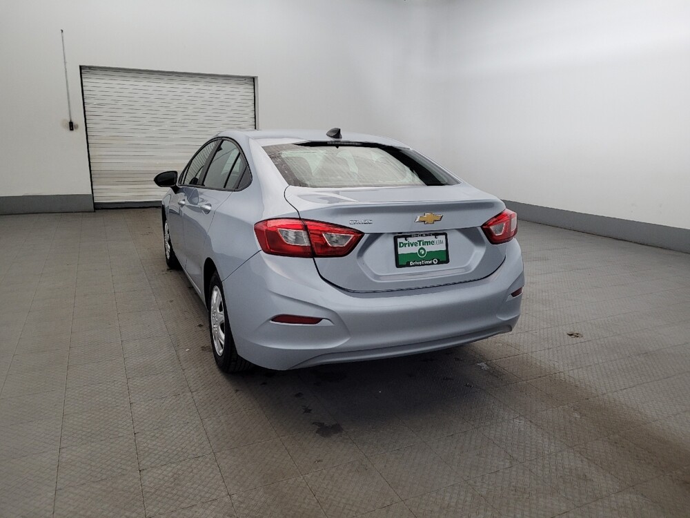 2018 Chevrolet Cruze in Richmond, VA 23235 - 18121697 6
