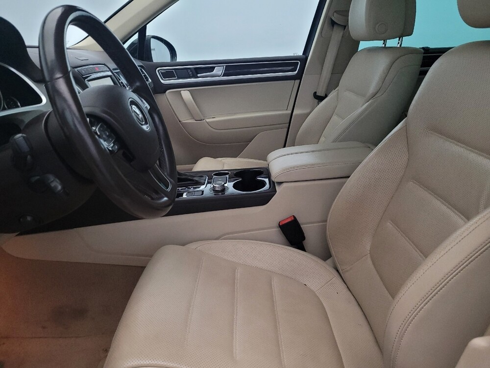 2016 Volkswagen Touareg in Richmond, VA 23235 - 18121704 17