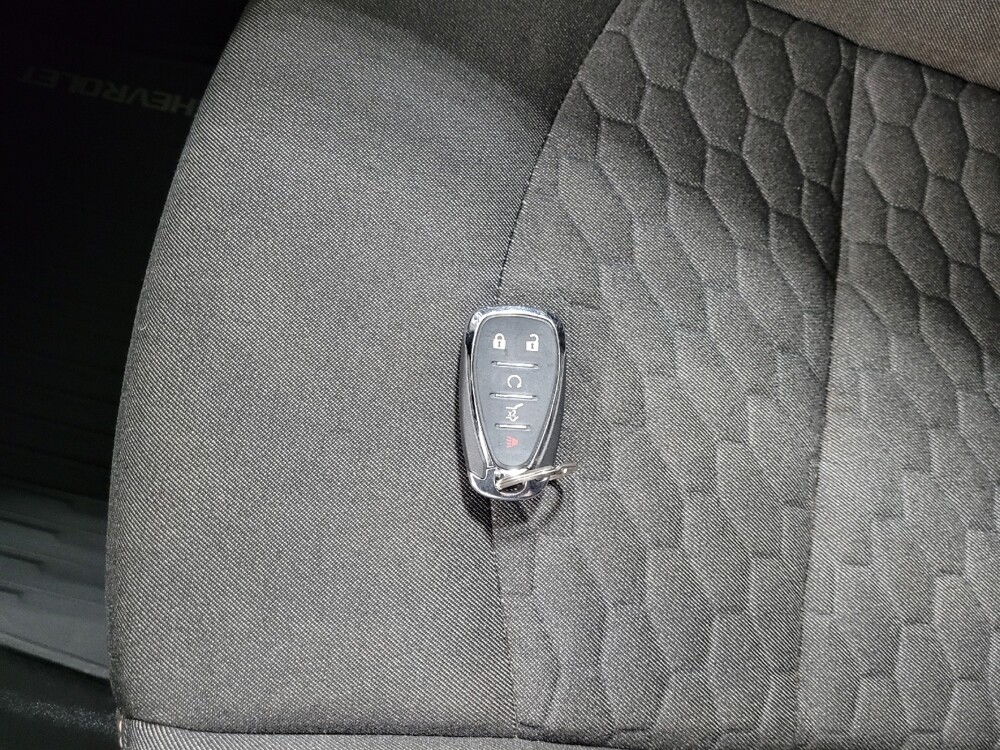 2018 Chevrolet Equinox in Allentown, PA 18103 - 18121705 32