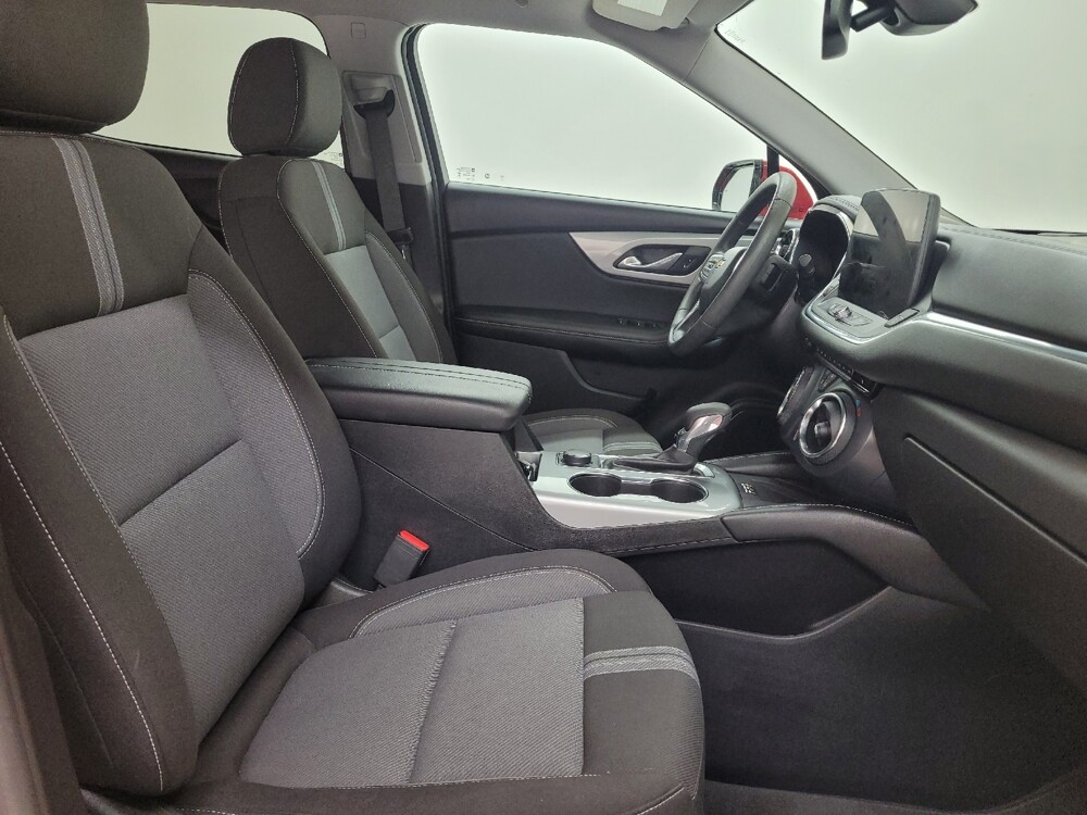2024 Chevrolet Blazer in St. Louis, MO 63125 - 18121712 21