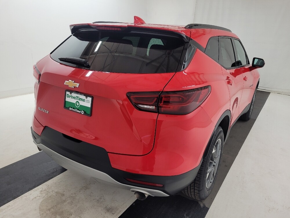 2024 Chevrolet Blazer in St. Louis, MO 63125 - 18121712 7