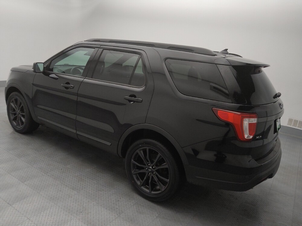 2019 Ford Explorer in Wichita, KS 67207 - 18121713 3